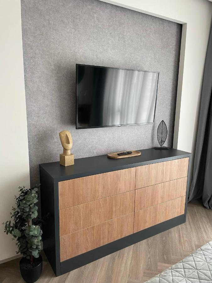 Luxury By The Lake Ap 28 Sibiu Ngoại thất bức ảnh