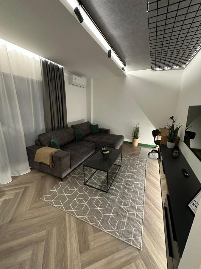 Luxury By The Lake Ap 28 Sibiu Ngoại thất bức ảnh