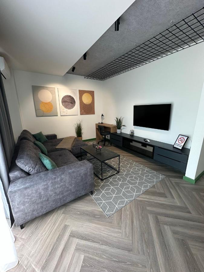 Luxury By The Lake Ap 28 Sibiu Ngoại thất bức ảnh