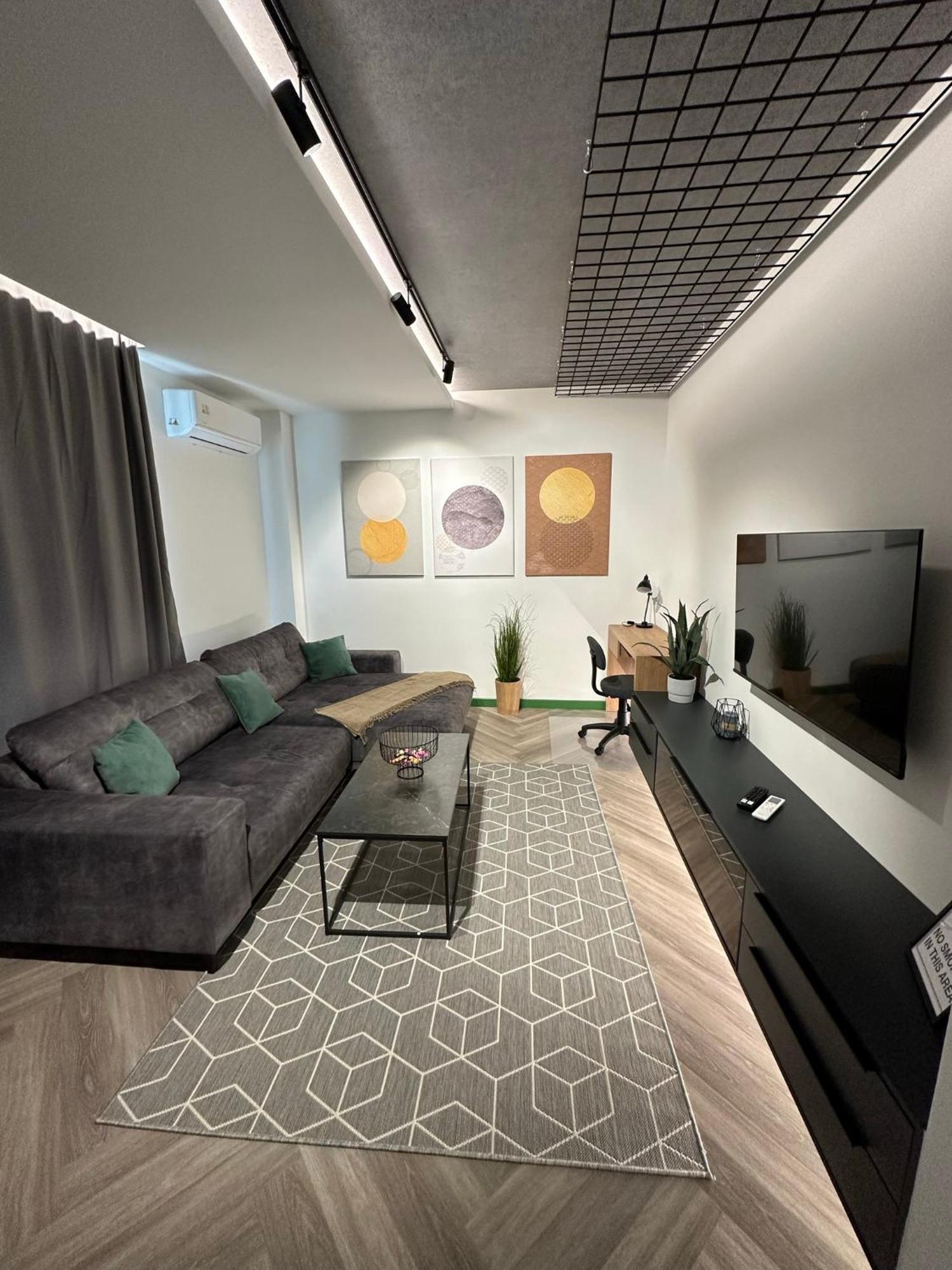 Luxury By The Lake Ap 28 Sibiu Ngoại thất bức ảnh